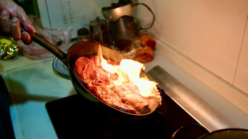 The Great Searing Swindle: How a 150-Year-Old Chemistry Mistake Fooled Every Cook in America